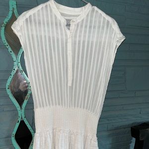 Rails xsmall dress.  Super cute fit.  Lite and flowy for summer!